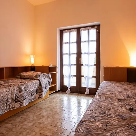 Wanda Manerba del Garda